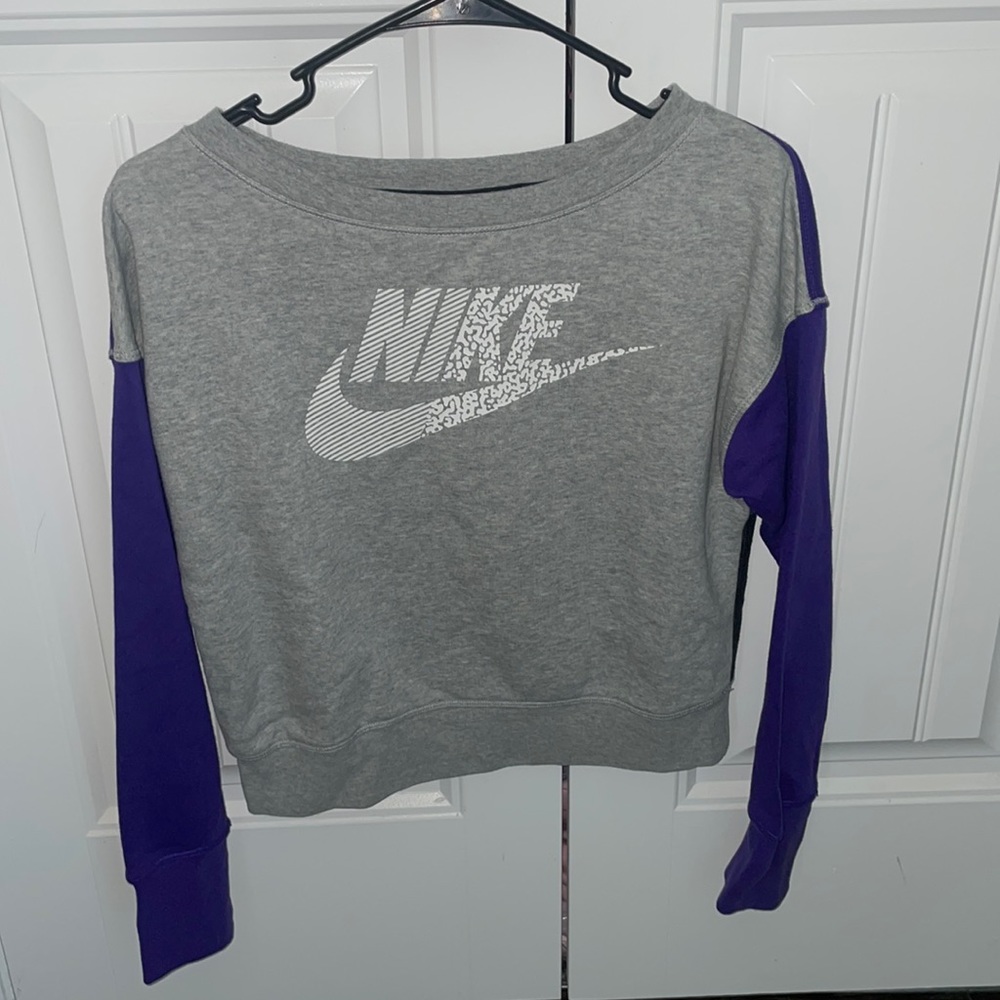 Nike crew neck - size girls large- gray, purple, and white - great condition